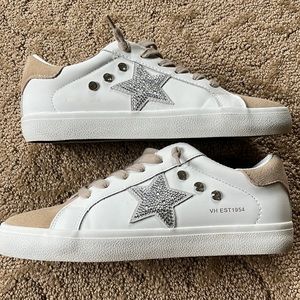 Vintage Havana Sneakers, Size 9, tan and white, worn once